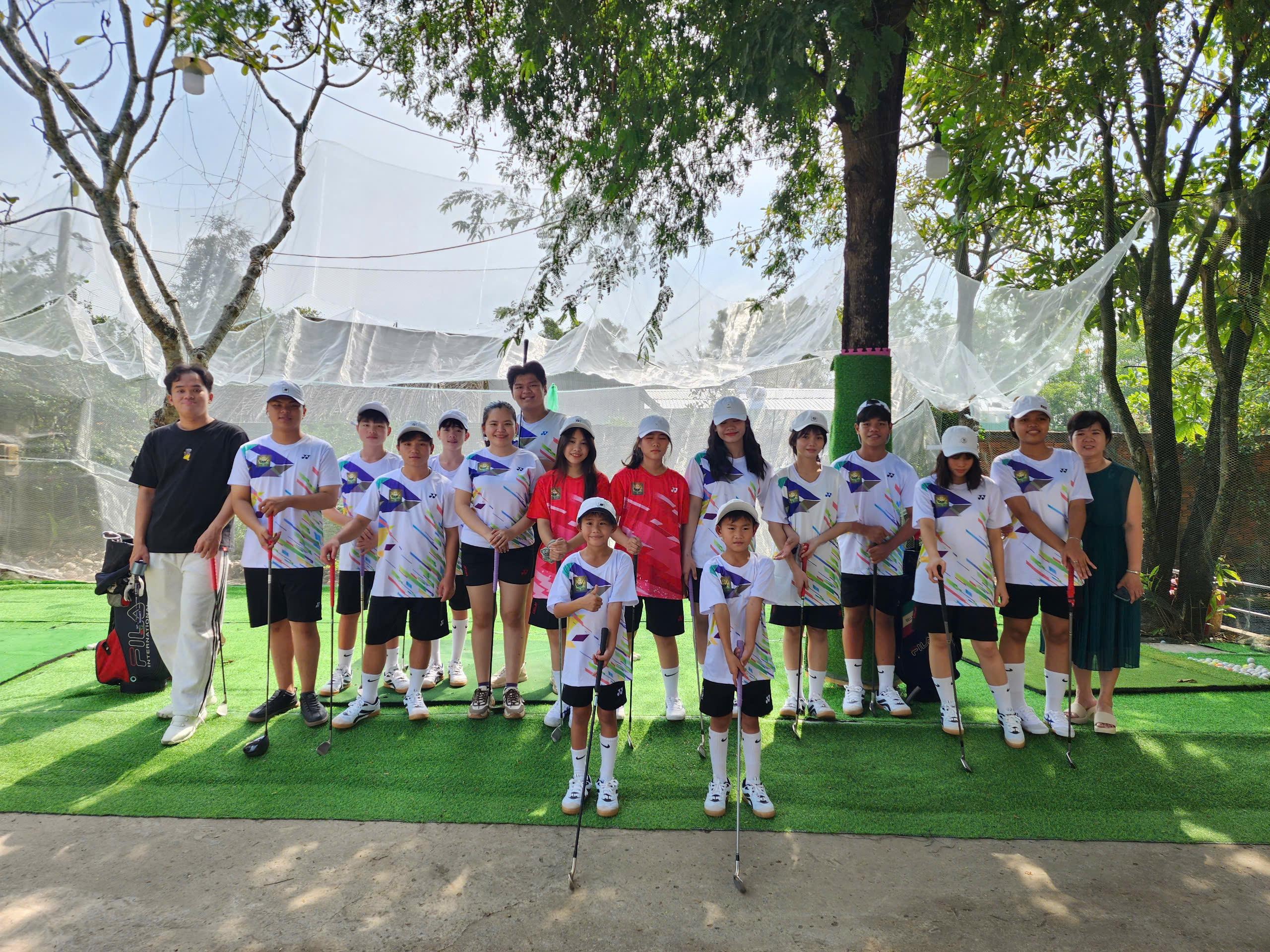 RA MẮT MXH GOLF